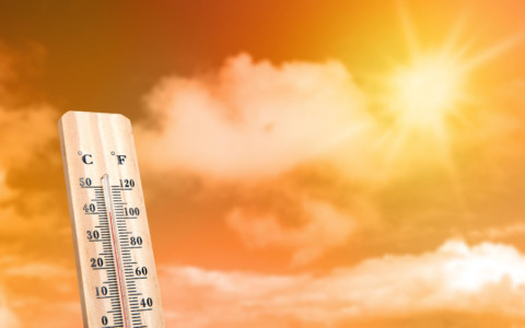 Continua l’ondata di caldo africano: 19 città con bollino rosso