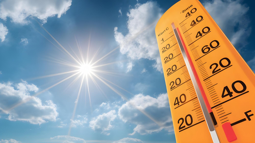 Ferragosto, il caldo arretra: resta il bollino rosso in due città