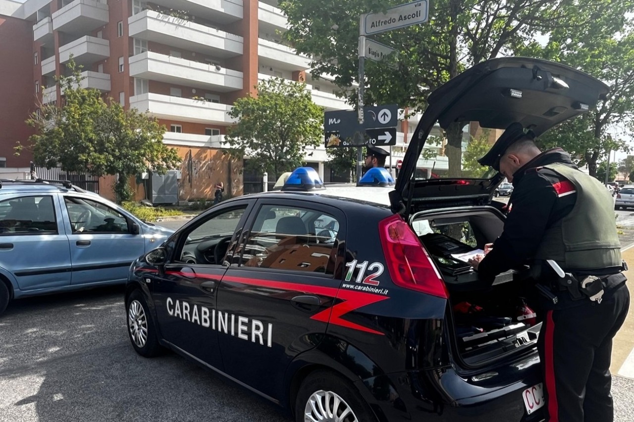 Denunciato uomo per pagamenti con banconote false da 100 euro
