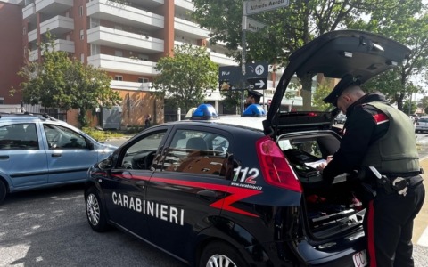 Denunciato uomo per pagamenti con banconote false da 100 euro