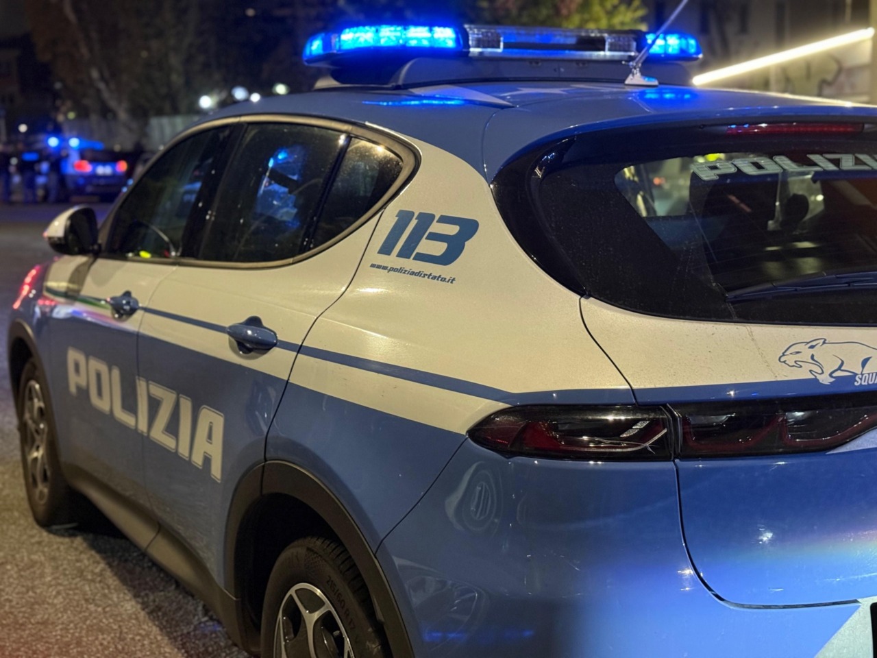 Arrestato un uomo per molestie e aggressione ai poliziotti