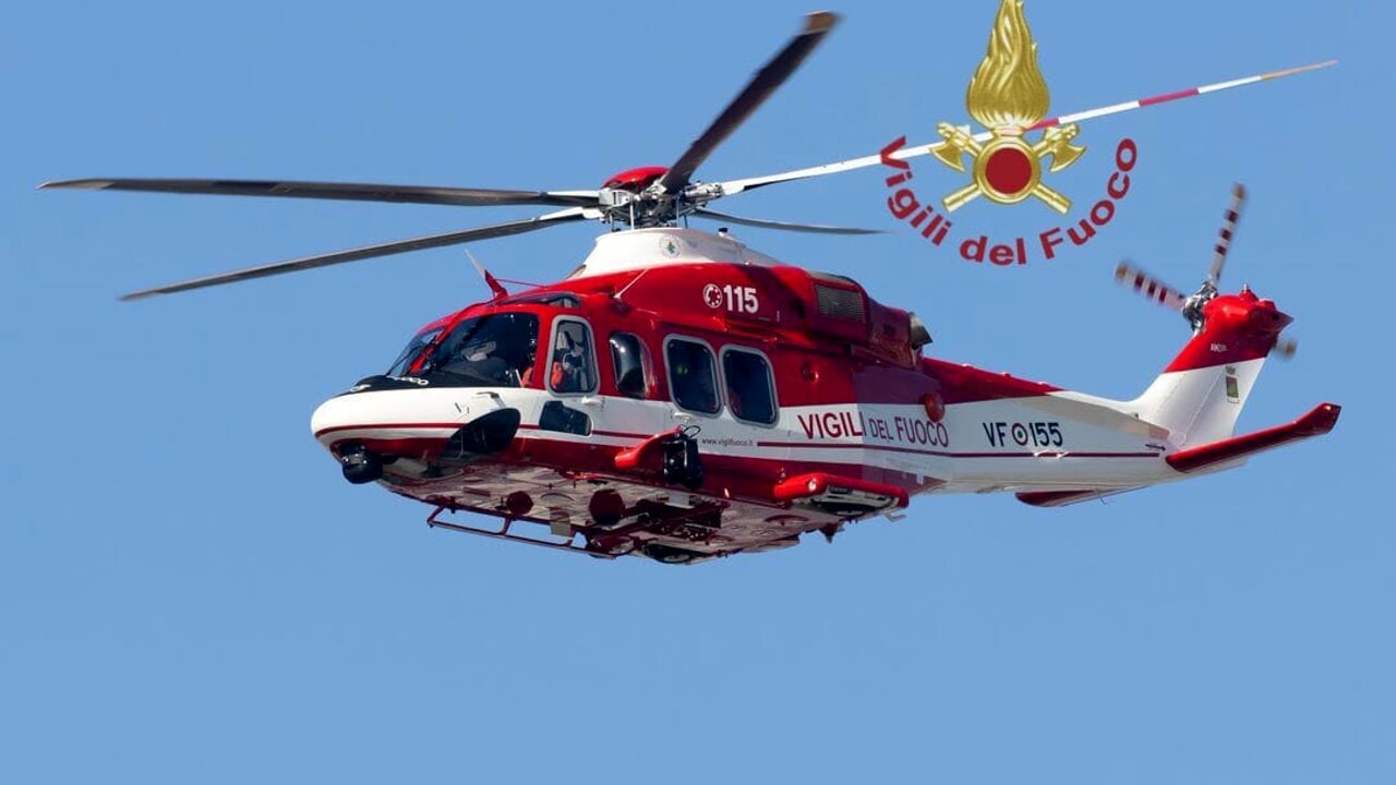 Incendio in via Bellonci a Mantova, sette intossicati